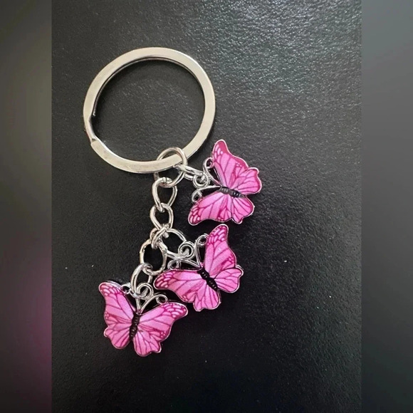 4 piece Butterfly and 5 cross keychains Lot - Picture 7 of 7